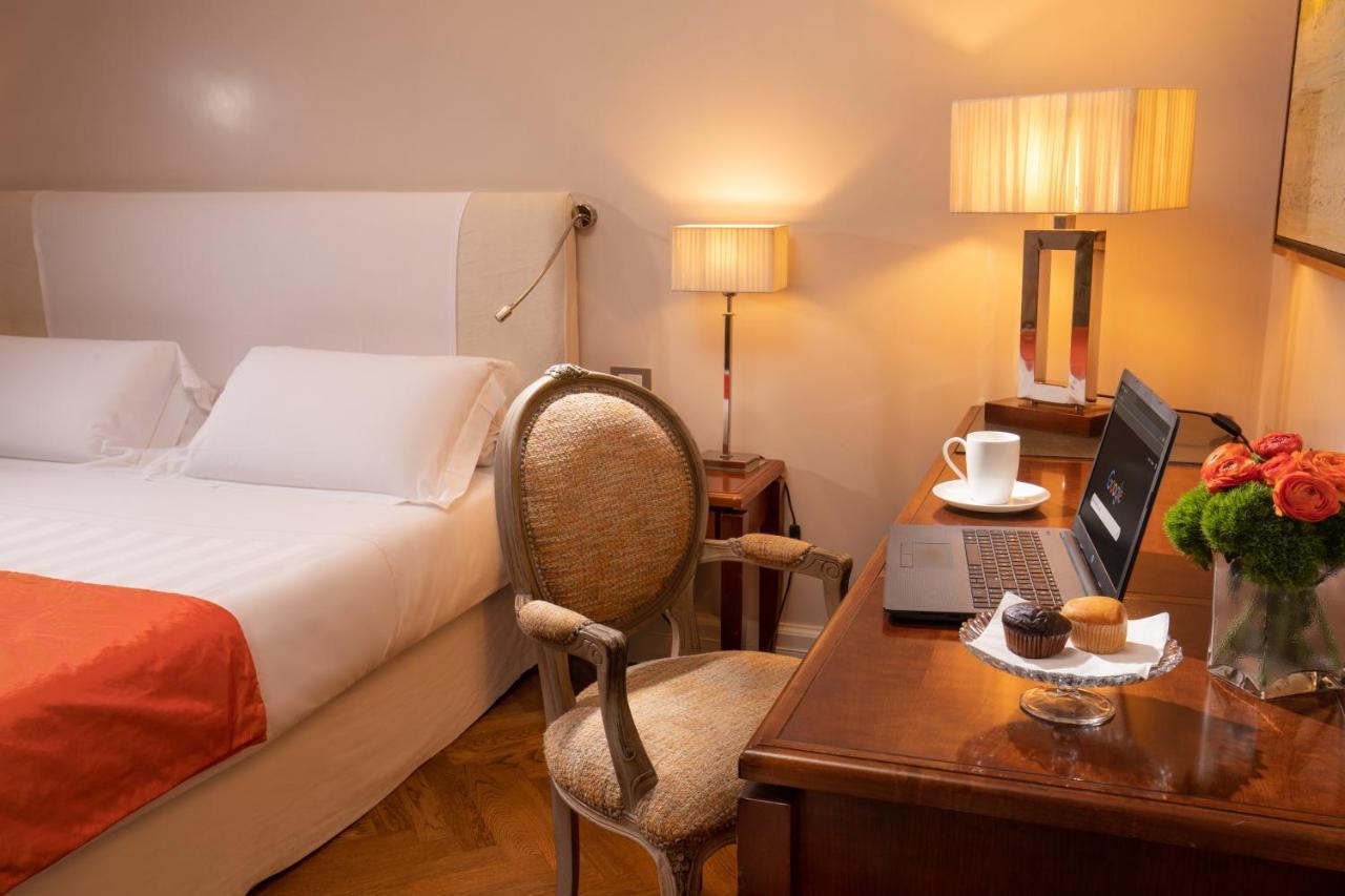 רומא Vivaldi Luxury Rooms מראה חיצוני תמונה