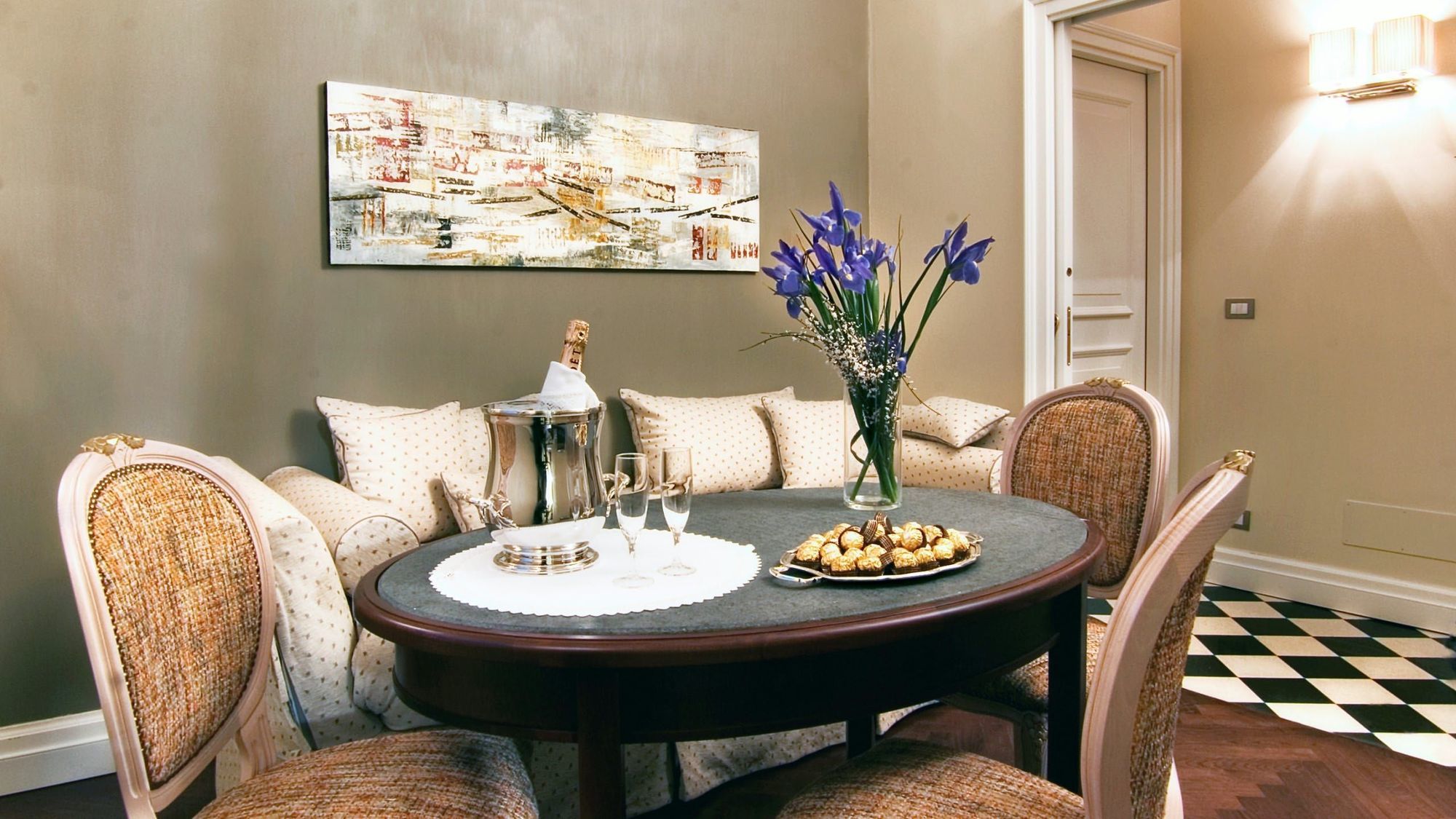 רומא Vivaldi Luxury Rooms מראה חיצוני תמונה